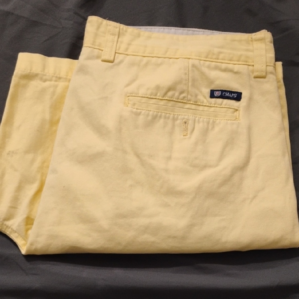 Chaps Men's Yellow Flat Front Shorts